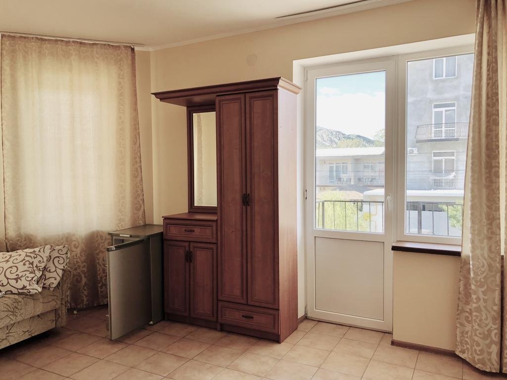 Гостиница Guest House Komfort Судак